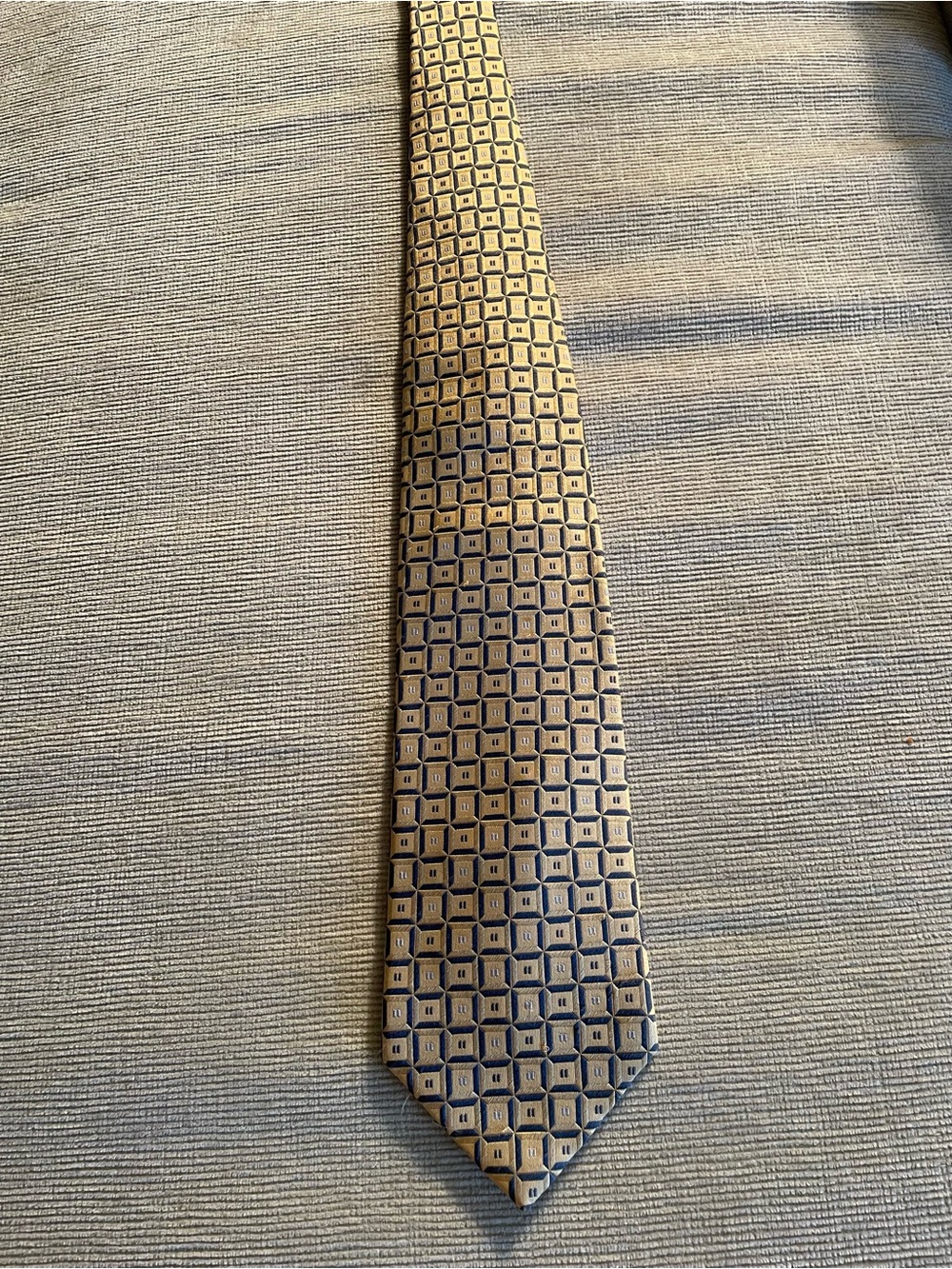 Campia Moda Silk Geometric Pattern Men’s Tie in Gold and Navy